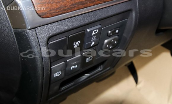 Acheter Import Voiture Toyota Land Cruiser Noir à Import - Dubai, Central Acheter Import Voiture Toyota Land Cruiser Noir à Import - Dubai, Central