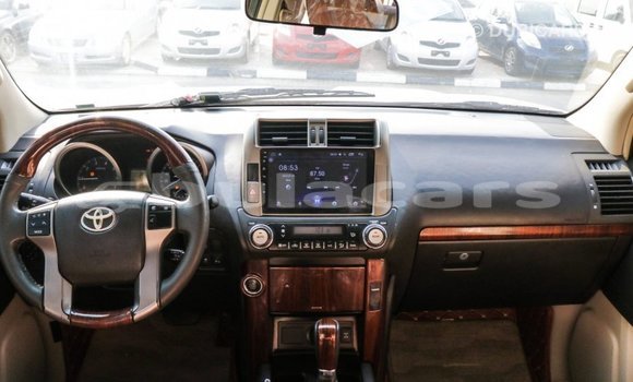 Acheter Import Voiture Toyota Prado Rouge à Import - Dubai, Central Acheter Import Voiture Toyota Prado Rouge à Import - Dubai, Central