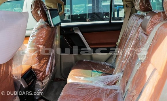 Acheter Import Voiture Toyota Prado Rouge à Import - Dubai, Central Acheter Import Voiture Toyota Prado Rouge à Import - Dubai, Central