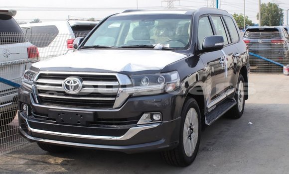 Buy Import Toyota Land Cruiser Grey Car in Import - Dubai in Central Buy Import Toyota Land Cruiser Grey Car in Import - Dubai in Central