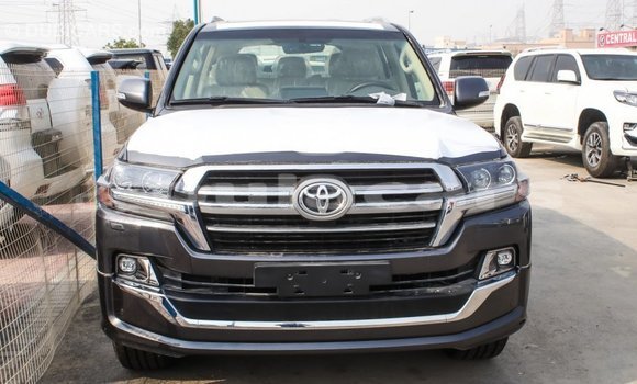 Buy Import Toyota Land Cruiser Grey Car in Import - Dubai in Central Buy Import Toyota Land Cruiser Grey Car in Import - Dubai in Central