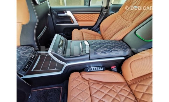 Buy Import Toyota Land Cruiser Black Car in Import - Dubai in Central Buy Import Toyota Land Cruiser Black Car in Import - Dubai in Central