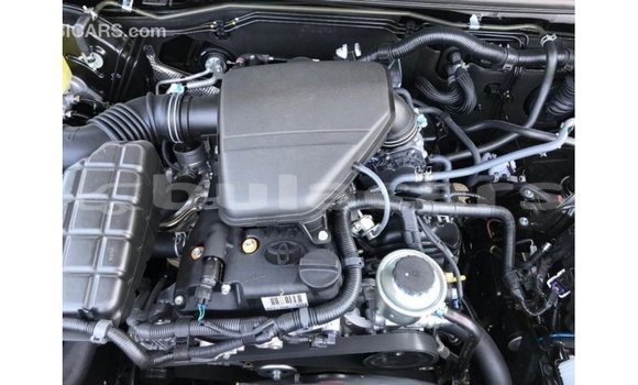 Acheter Import Voiture Toyota Prado Noir à Import - Dubai, Central Acheter Import Voiture Toyota Prado Noir à Import - Dubai, Central