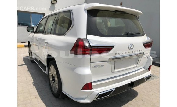 Acheter Import Voiture Lexus LX Blanc à Import - Dubai, Central Acheter Import Voiture Lexus LX Blanc à Import - Dubai, Central