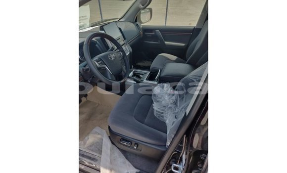 Buy Import Toyota Land Cruiser Black Car in Import - Dubai in Central Buy Import Toyota Land Cruiser Black Car in Import - Dubai in Central