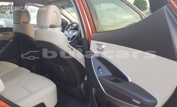Buy Import Hyundai Santa Fe Other Car in Import - Dubai in Central Buy Import Hyundai Santa Fe Other Car in Import - Dubai in Central