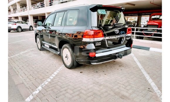 Buy Import Toyota Land Cruiser Black Car in Import - Dubai in Central Buy Import Toyota Land Cruiser Black Car in Import - Dubai in Central