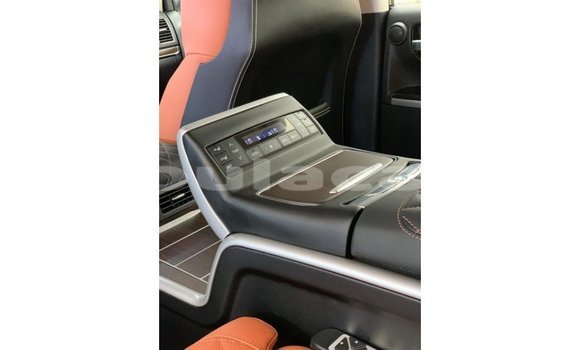 Acheter Import Voiture Toyota Land Cruiser Noir à Import - Dubai, Central Acheter Import Voiture Toyota Land Cruiser Noir à Import - Dubai, Central