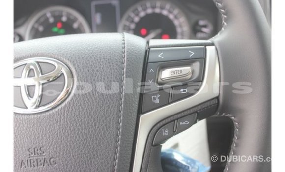 Buy Import Toyota Land Cruiser White Car in Import - Dubai in Central Buy Import Toyota Land Cruiser White Car in Import - Dubai in Central