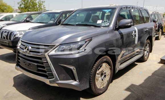 Acheter Import Voiture Lexus LX Gris à Import - Dubai, Central Acheter Import Voiture Lexus LX Gris à Import - Dubai, Central