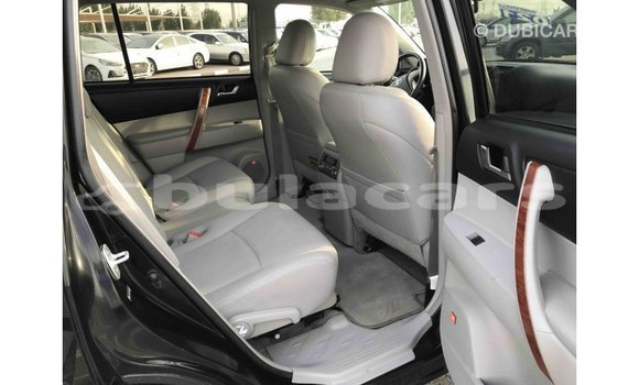 Buy Import Toyota Highlander Black Car in Import - Dubai in Central Buy Import Toyota Highlander Black Car in Import - Dubai in Central
