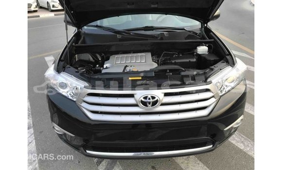 Buy Import Toyota Highlander Black Car in Import - Dubai in Central Buy Import Toyota Highlander Black Car in Import - Dubai in Central