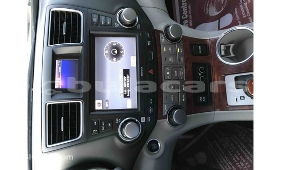 Buy Import Toyota Highlander Black Car in Import - Dubai in Central Buy Import Toyota Highlander Black Car in Import - Dubai in Central