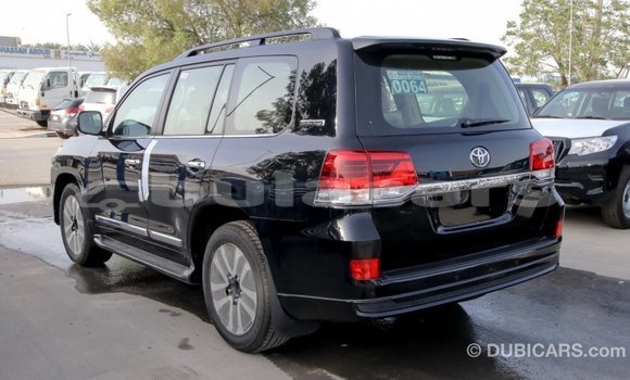 Buy Import Toyota Land Cruiser Black Car in Import - Dubai in Central Buy Import Toyota Land Cruiser Black Car in Import - Dubai in Central