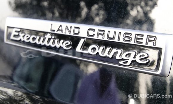 Buy Import Toyota Land Cruiser Black Car in Import - Dubai in Central Buy Import Toyota Land Cruiser Black Car in Import - Dubai in Central