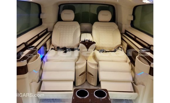 Buy Import Mercedes-Benz 250 Black Car in Import - Dubai in Central Buy Import Mercedes-Benz 250 Black Car in Import - Dubai in Central