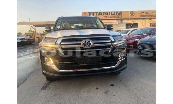 Buy Import Toyota Land Cruiser Black Car in Import - Dubai in Central Buy Import Toyota Land Cruiser Black Car in Import - Dubai in Central