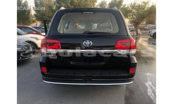 Buy Import Toyota Land Cruiser Black Car in Import - Dubai in Central Buy Import Toyota Land Cruiser Black Car in Import - Dubai in Central