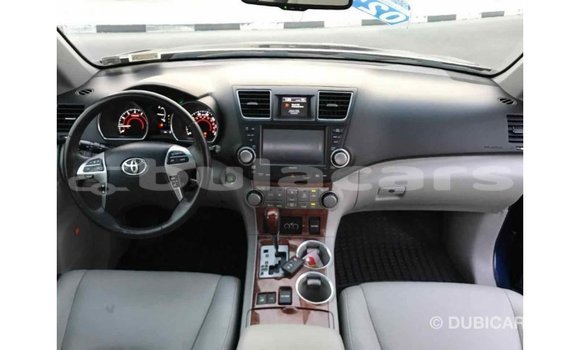 Buy Import Toyota Highlander Blue Car in Import - Dubai in Central Buy Import Toyota Highlander Blue Car in Import - Dubai in Central