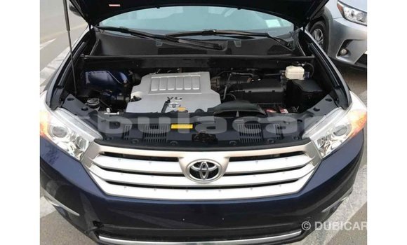 Buy Import Toyota Highlander Blue Car in Import - Dubai in Central Buy Import Toyota Highlander Blue Car in Import - Dubai in Central