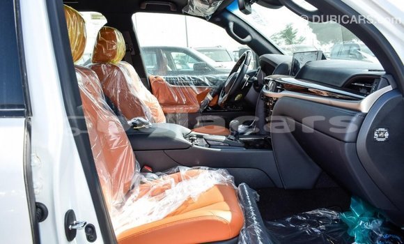 Buy Import Lexus LX White Car in Import - Dubai in Central Buy Import Lexus LX White Car in Import - Dubai in Central