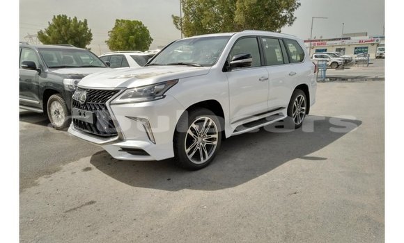 Buy Import Lexus LX White Car in Import - Dubai in Central Buy Import Lexus LX White Car in Import - Dubai in Central