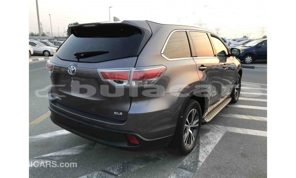 Buy Import Toyota Highlander Grey Car in Import - Dubai in Central Buy Import Toyota Highlander Grey Car in Import - Dubai in Central