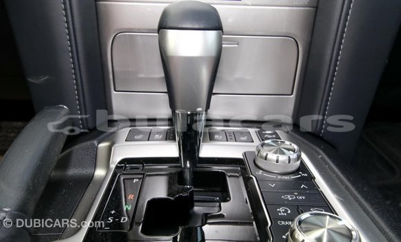 Acheter Import Voiture Toyota Land Cruiser Noir à Import - Dubai, Central Acheter Import Voiture Toyota Land Cruiser Noir à Import - Dubai, Central