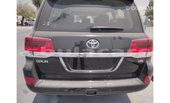 Buy Import Toyota Land Cruiser Black Car in Import - Dubai in Central Buy Import Toyota Land Cruiser Black Car in Import - Dubai in Central