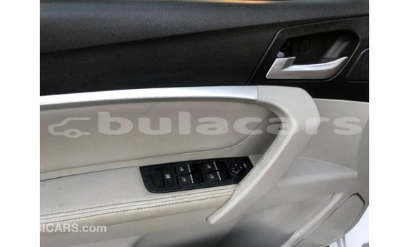 Buy Import Geely Emgrand 7 White Car in Import - Dubai in Central Buy Import Geely Emgrand 7 White Car in Import - Dubai in Central