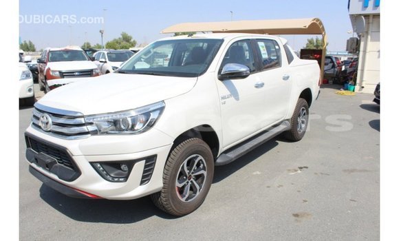 Buy Import Toyota Hilux White Car in Import - Dubai in Central Buy Import Toyota Hilux White Car in Import - Dubai in Central