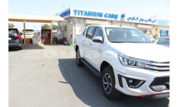 Buy Import Toyota Hilux White Car in Import - Dubai in Central Buy Import Toyota Hilux White Car in Import - Dubai in Central