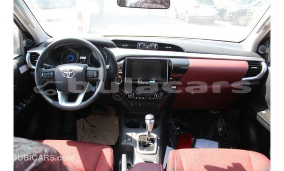 Buy Import Toyota Hilux White Car in Import - Dubai in Central Buy Import Toyota Hilux White Car in Import - Dubai in Central