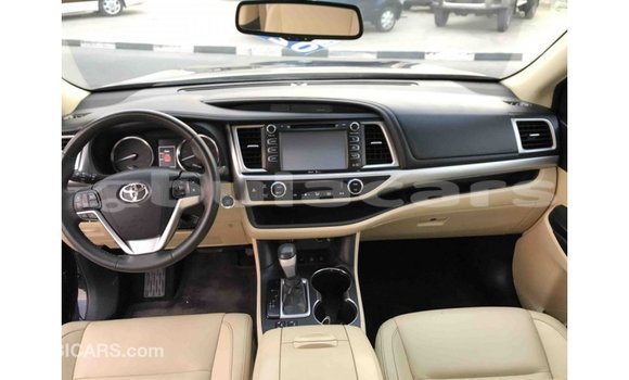 Buy Import Toyota Highlander Black Car in Import - Dubai in Central Buy Import Toyota Highlander Black Car in Import - Dubai in Central