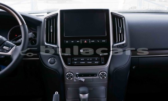 Buy Import Toyota Land Cruiser Black Car in Import - Dubai in Central Buy Import Toyota Land Cruiser Black Car in Import - Dubai in Central
