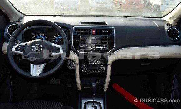 Acheter Import Voiture Toyota Rush Rouge à Import - Dubai, Central Acheter Import Voiture Toyota Rush Rouge à Import - Dubai, Central