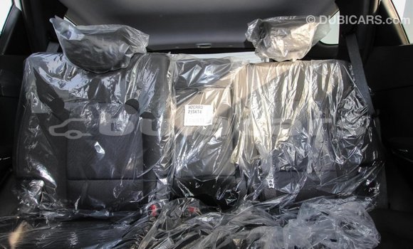 Buy Import Hyundai Santa Fe White Car in Import - Dubai in Central Buy Import Hyundai Santa Fe White Car in Import - Dubai in Central