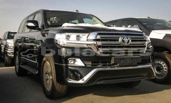 Acheter Import Voiture Toyota Land Cruiser Noir à Import - Dubai, Central Acheter Import Voiture Toyota Land Cruiser Noir à Import - Dubai, Central