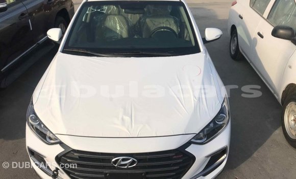 Acheter Import Voiture Hyundai Elantra Blanc à Import - Dubai, Central Acheter Import Voiture Hyundai Elantra Blanc à Import - Dubai, Central