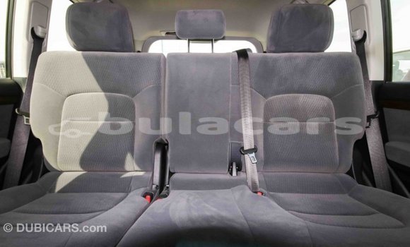 Buy Import Toyota Land Cruiser White Car in Import - Dubai in Central Buy Import Toyota Land Cruiser White Car in Import - Dubai in Central