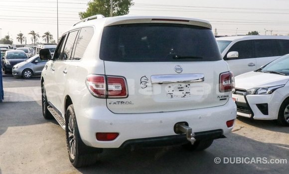 Buy Import Nissan Patrol White Car in Import - Dubai in Central Buy Import Nissan Patrol White Car in Import - Dubai in Central
