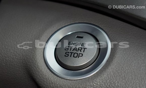 Acheter Import Voiture Hyundai Elantra Gris à Import - Dubai, Central Acheter Import Voiture Hyundai Elantra Gris à Import - Dubai, Central