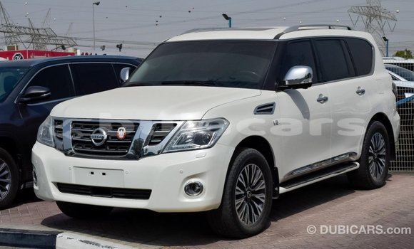 Buy Import Nissan Patrol White Car in Import - Dubai in Central Buy Import Nissan Patrol White Car in Import - Dubai in Central