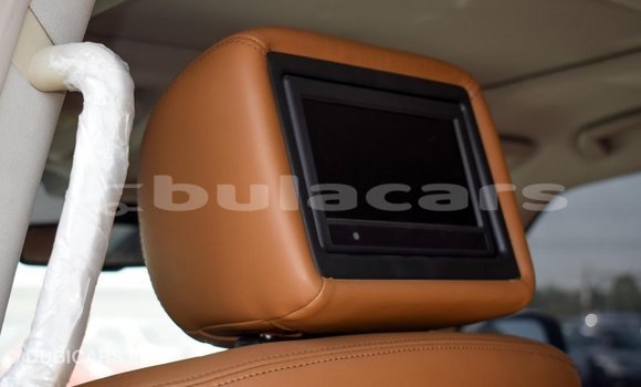 Buy Import Nissan Patrol White Car in Import - Dubai in Central Buy Import Nissan Patrol White Car in Import - Dubai in Central