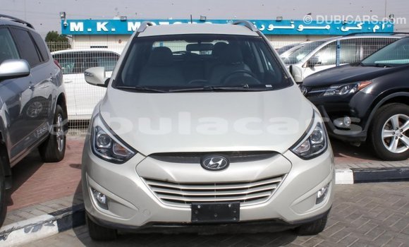 Buy Import Hyundai Tucson Beige Car in Import - Dubai in Central Buy Import Hyundai Tucson Beige Car in Import - Dubai in Central