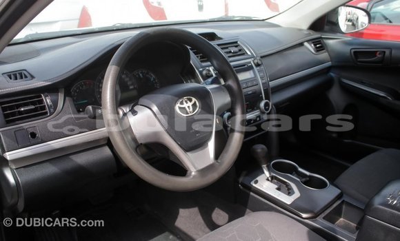 Buy Import Toyota Camry White Car in Import - Dubai in Central Buy Import Toyota Camry White Car in Import - Dubai in Central