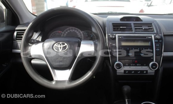 Buy Import Toyota Camry White Car in Import - Dubai in Central Buy Import Toyota Camry White Car in Import - Dubai in Central