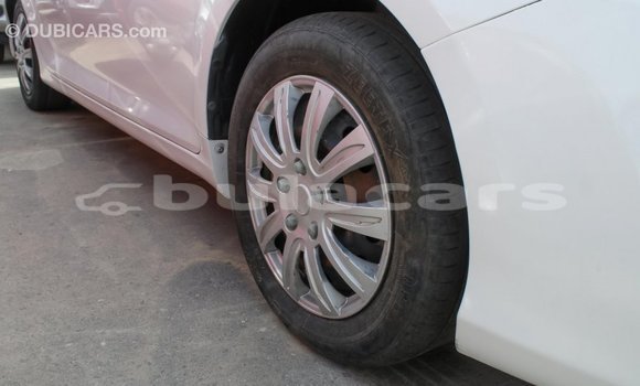 Buy Import Toyota Camry White Car in Import - Dubai in Central Buy Import Toyota Camry White Car in Import - Dubai in Central