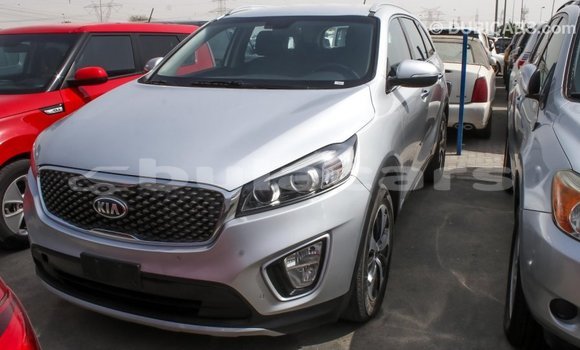 Acheter Import Voiture Kia Sorento Gris à Import - Dubai, Central Acheter Import Voiture Kia Sorento Gris à Import - Dubai, Central