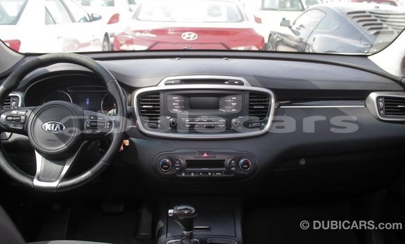 Acheter Import Voiture Kia Sorento Gris à Import - Dubai, Central Acheter Import Voiture Kia Sorento Gris à Import - Dubai, Central